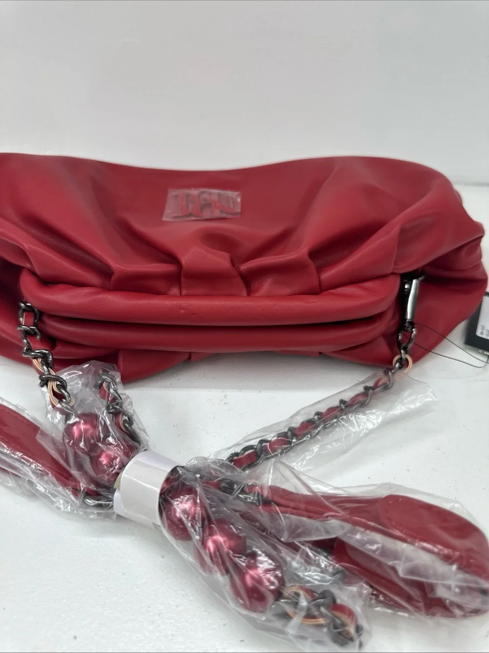 Badgley Mischka stylish red